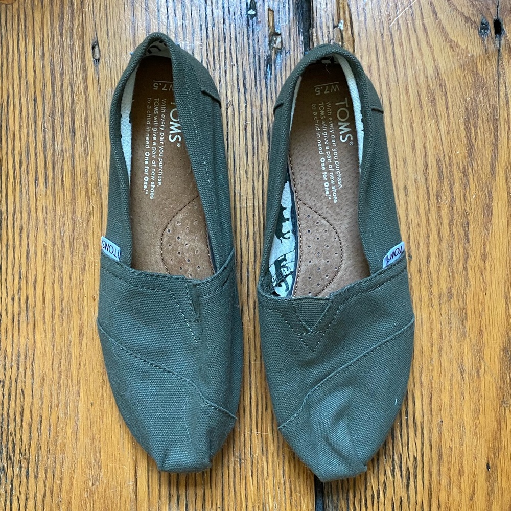 Green Toms shoes